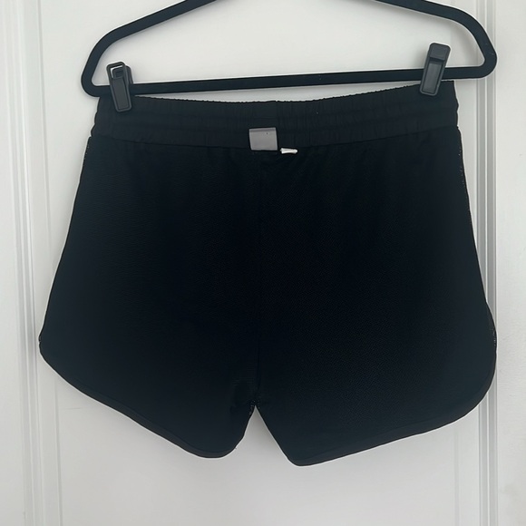 Puma shorts - size M - Picture 9 of 9